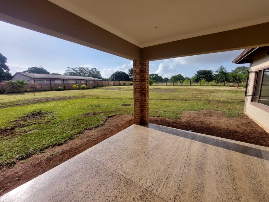 3 Bedroom Property for Sale in Crestholme KwaZulu-Natal