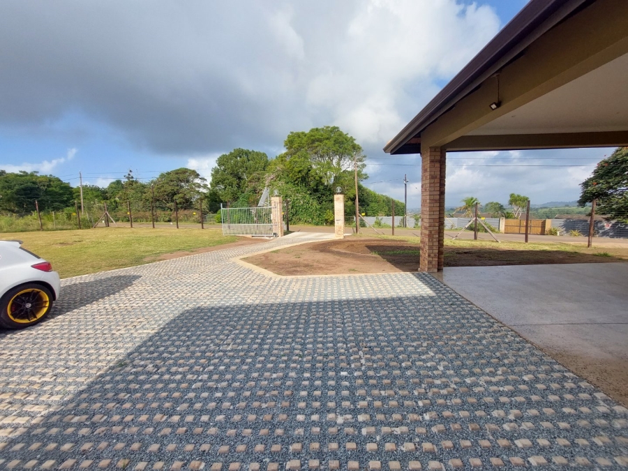 3 Bedroom Property for Sale in Crestholme KwaZulu-Natal