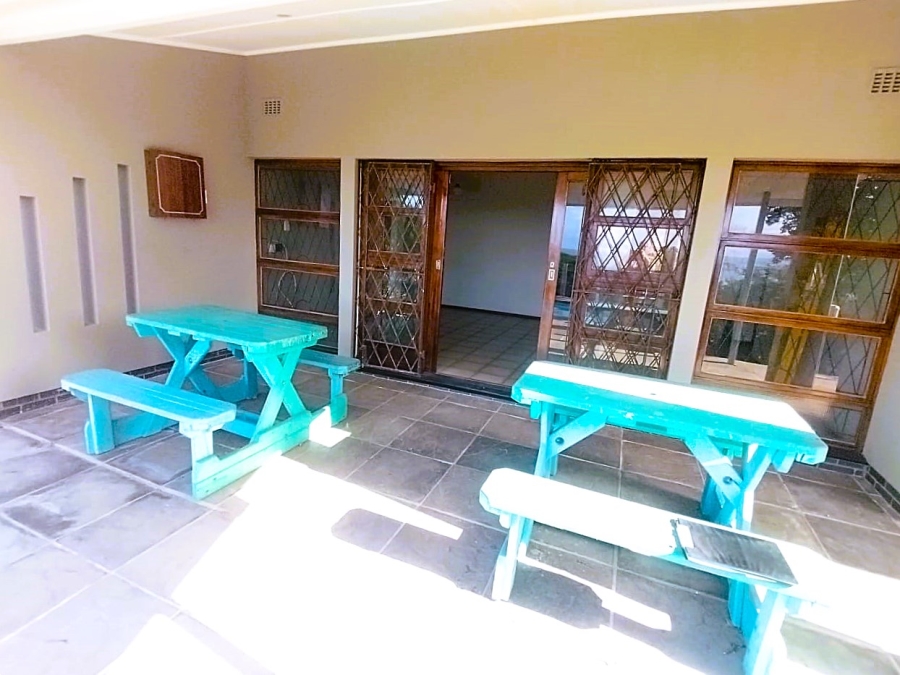 To Let 3 Bedroom Property for Rent in Umzumbe KwaZulu-Natal