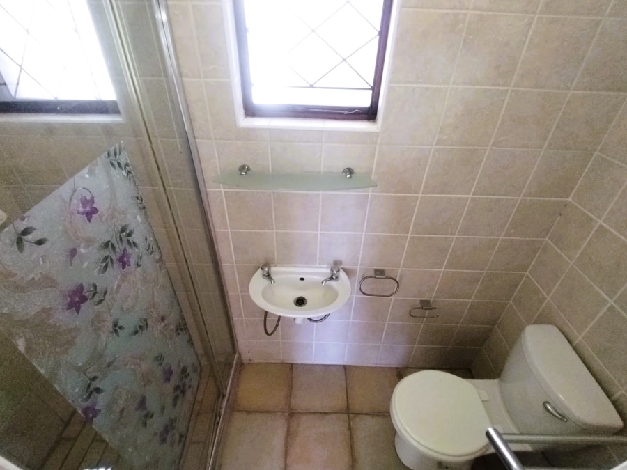 To Let 3 Bedroom Property for Rent in Umzumbe KwaZulu-Natal
