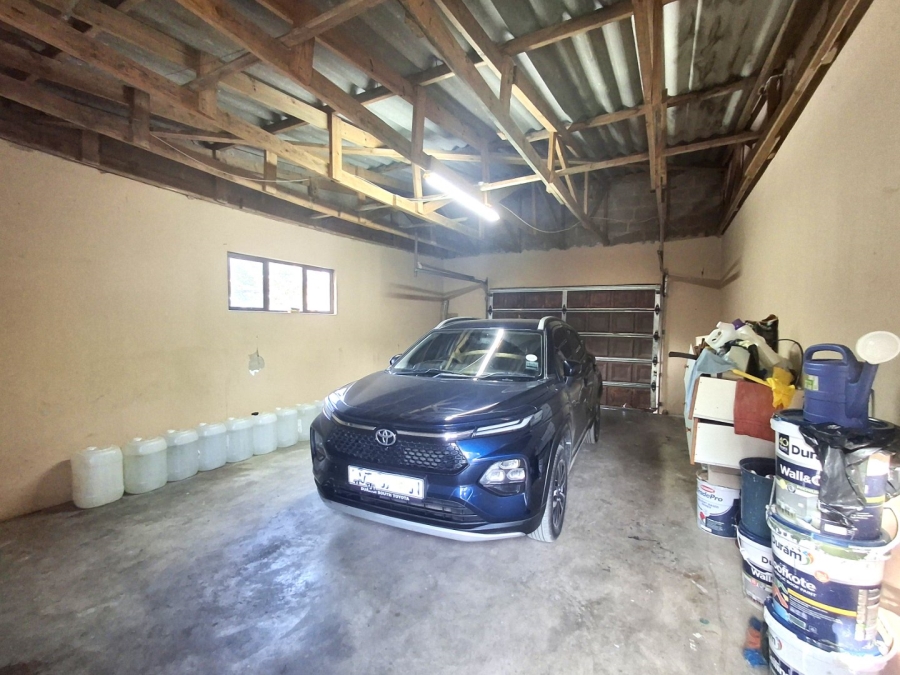 3 Bedroom Property for Sale in Port Edward KwaZulu-Natal