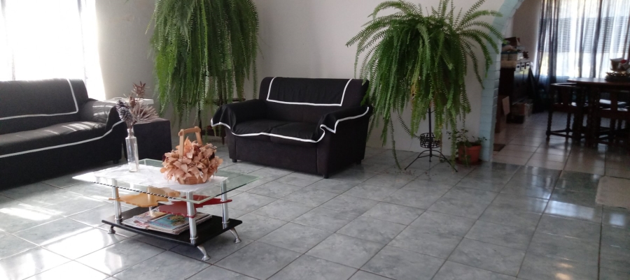 4 Bedroom Property for Sale in Ixopo KwaZulu-Natal