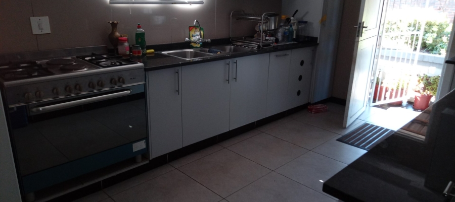 4 Bedroom Property for Sale in Ixopo KwaZulu-Natal