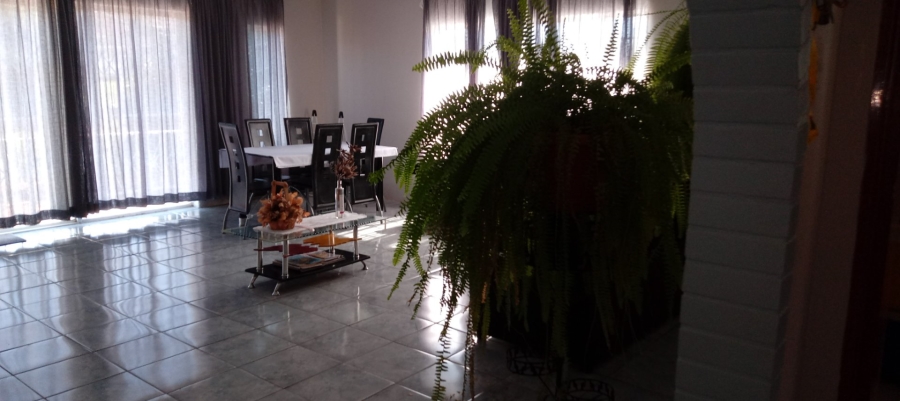 4 Bedroom Property for Sale in Ixopo KwaZulu-Natal