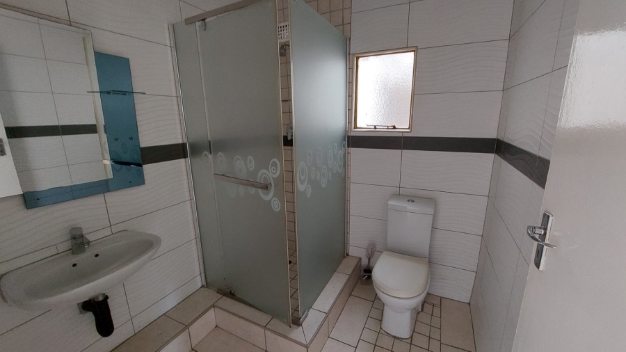 2 Bedroom Property for Sale in Kharwastan KwaZulu-Natal