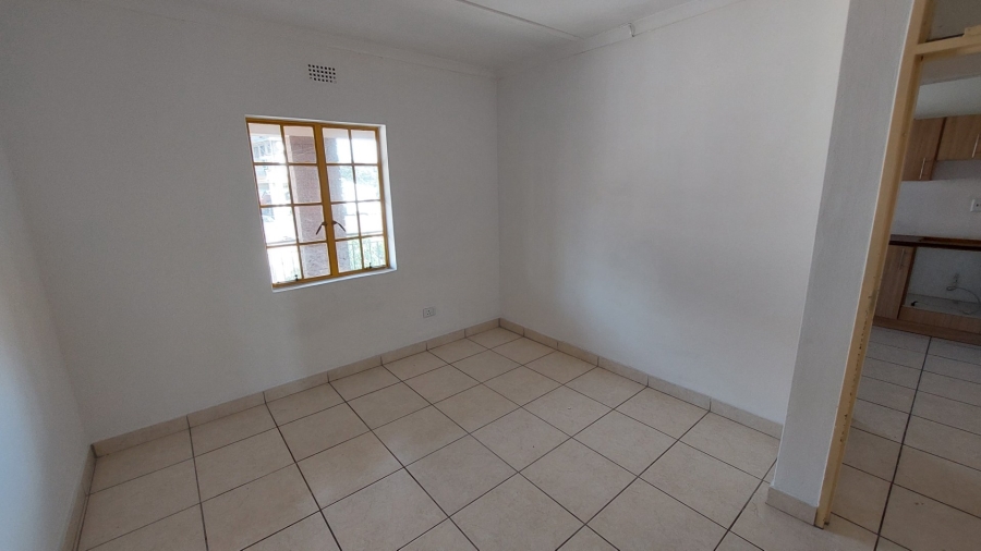 2 Bedroom Property for Sale in Kharwastan KwaZulu-Natal