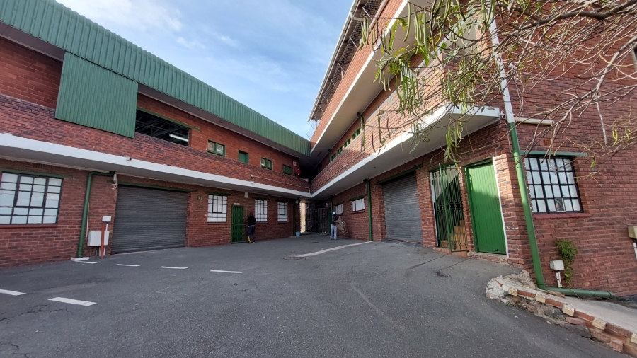 To Let commercial Property for Rent in Kharwastan KwaZulu-Natal