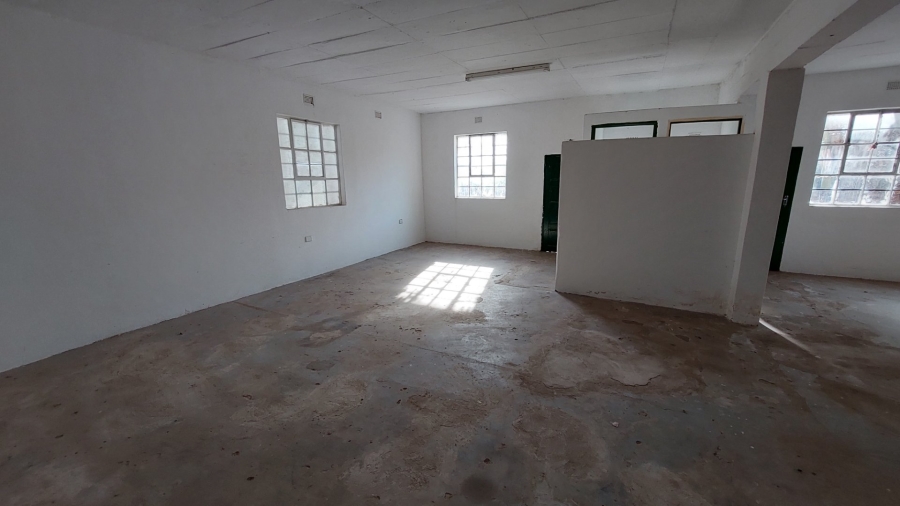 To Let commercial Property for Rent in Kharwastan KwaZulu-Natal
