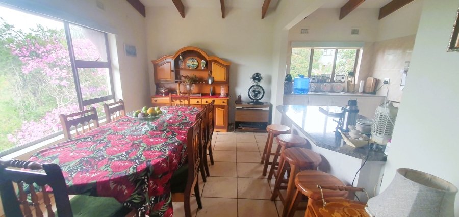 5 Bedroom Property for Sale in Glenmore KwaZulu-Natal