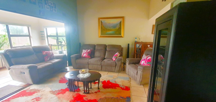 5 Bedroom Property for Sale in Glenmore KwaZulu-Natal