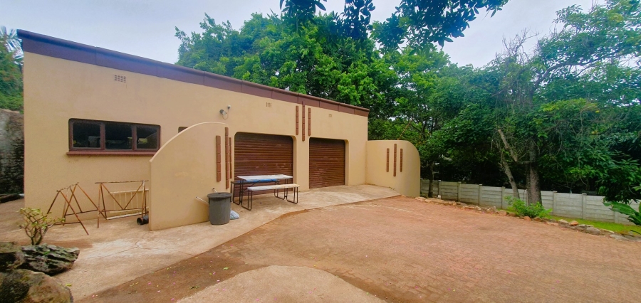 5 Bedroom Property for Sale in Glenmore KwaZulu-Natal