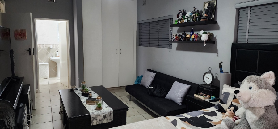 4 Bedroom Property for Sale in Uvongo KwaZulu-Natal
