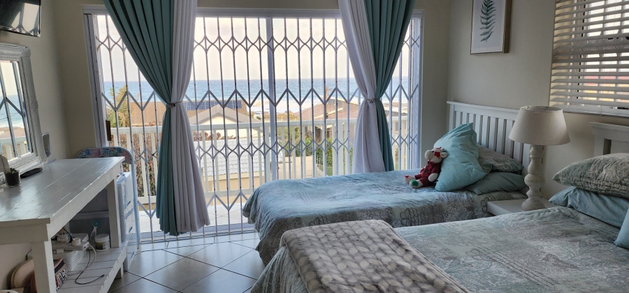 4 Bedroom Property for Sale in Uvongo KwaZulu-Natal