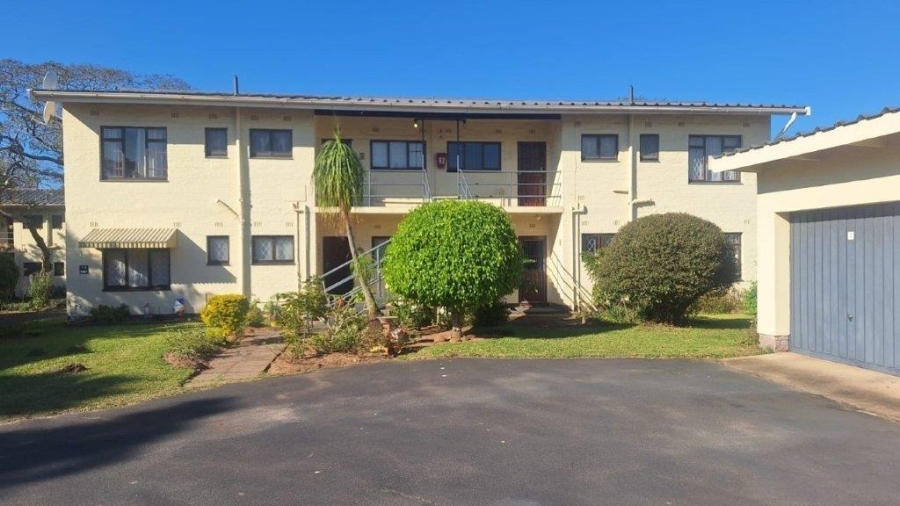 2 Bedroom Property for Sale in Umtentweni KwaZulu-Natal