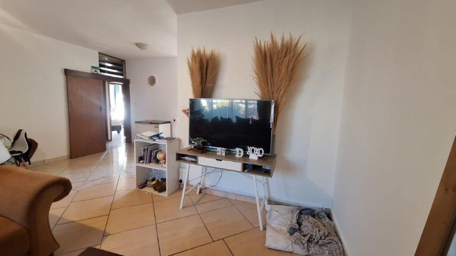 2 Bedroom Property for Sale in Umtentweni KwaZulu-Natal