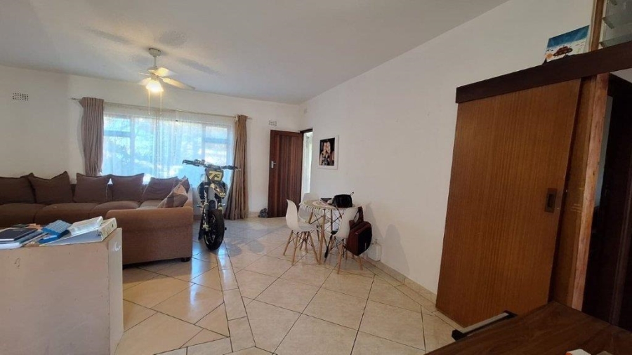 2 Bedroom Property for Sale in Umtentweni KwaZulu-Natal