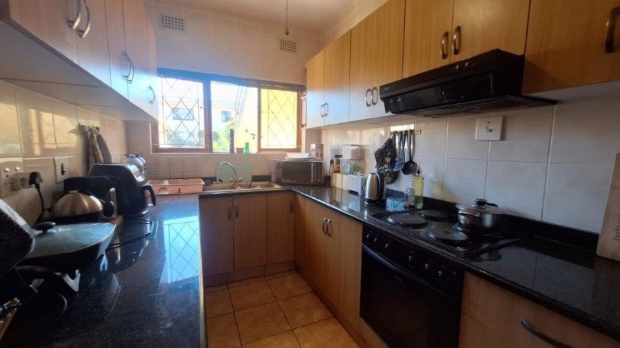 2 Bedroom Property for Sale in Umtentweni KwaZulu-Natal