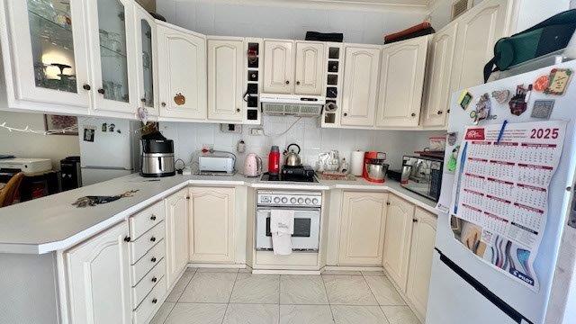 3 Bedroom Property for Sale in St Michaels On Sea KwaZulu-Natal