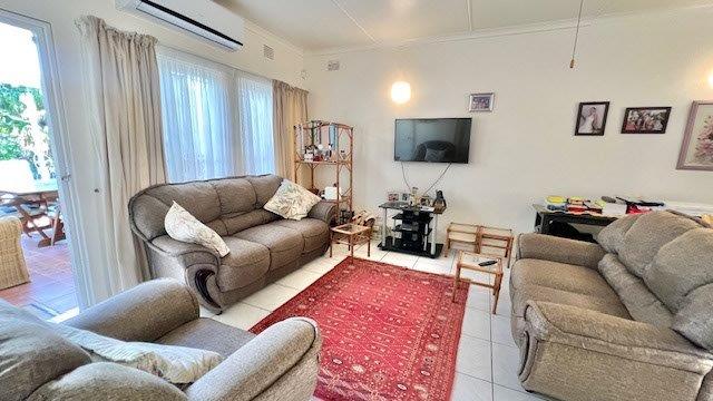 3 Bedroom Property for Sale in St Michaels On Sea KwaZulu-Natal