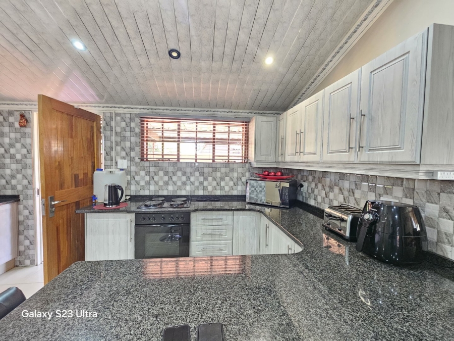 3 Bedroom Property for Sale in Fernwood KwaZulu-Natal
