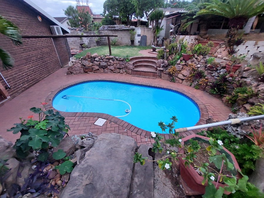 4 Bedroom Property for Sale in Bluff KwaZulu-Natal