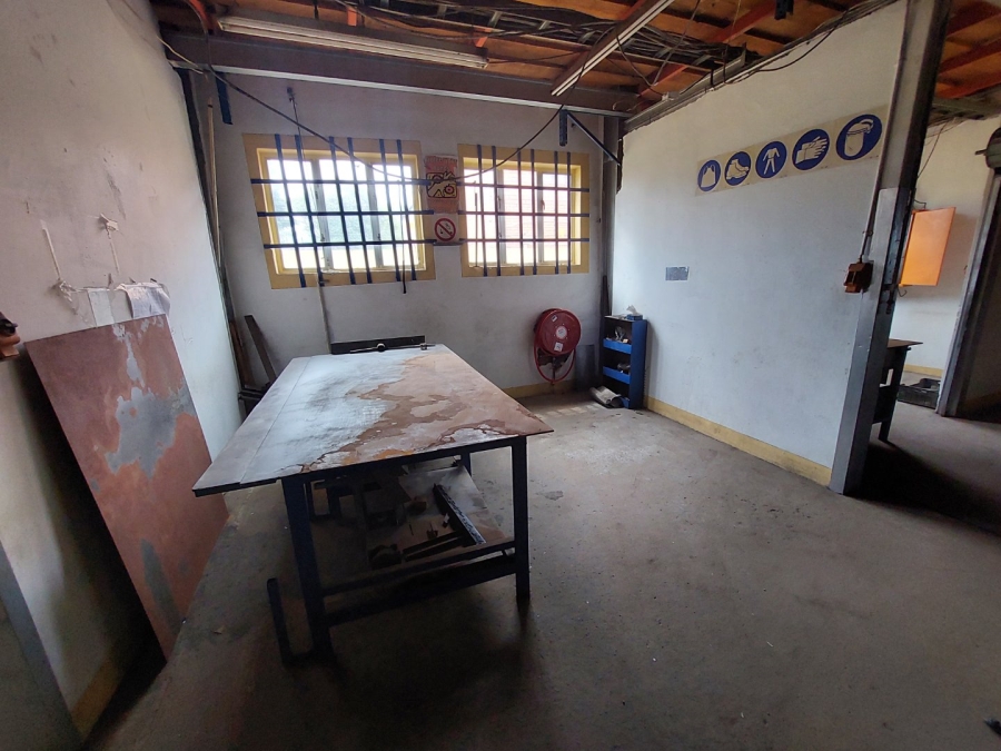 Commercial Property for Sale in Queensmead Industrial KwaZulu-Natal