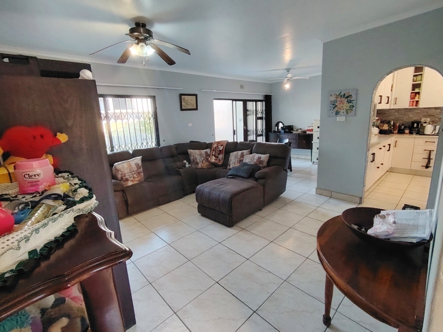 3 Bedroom Property for Sale in Shelly Beach KwaZulu-Natal