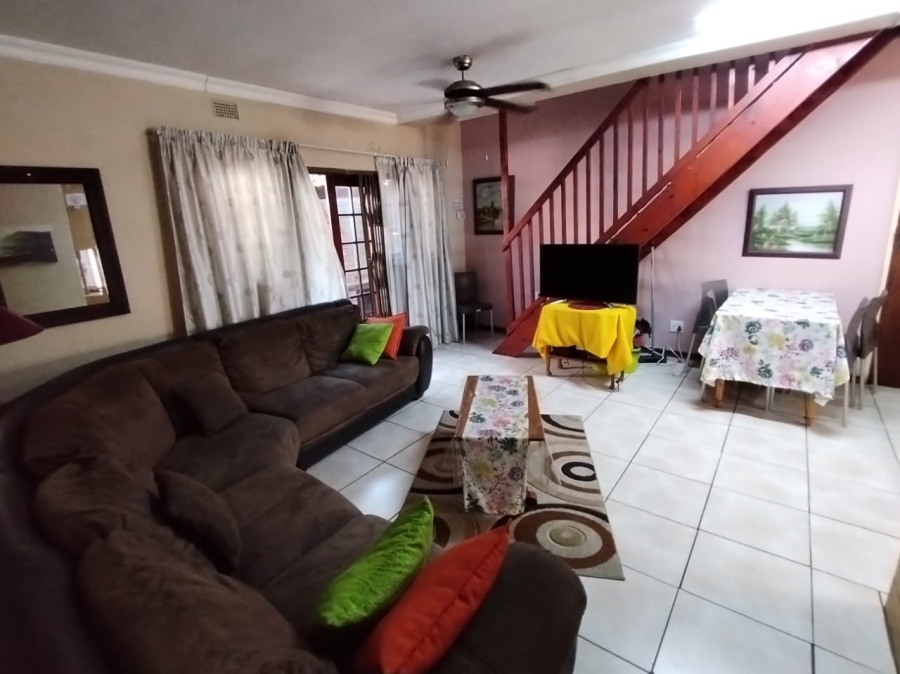 3 Bedroom Property for Sale in Uvongo Beach KwaZulu-Natal