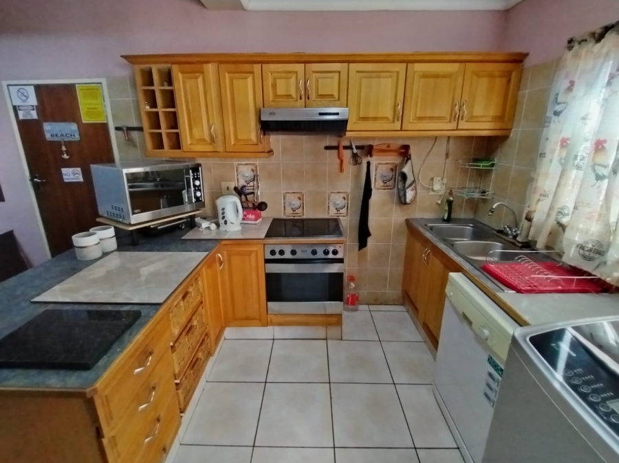 3 Bedroom Property for Sale in Uvongo Beach KwaZulu-Natal