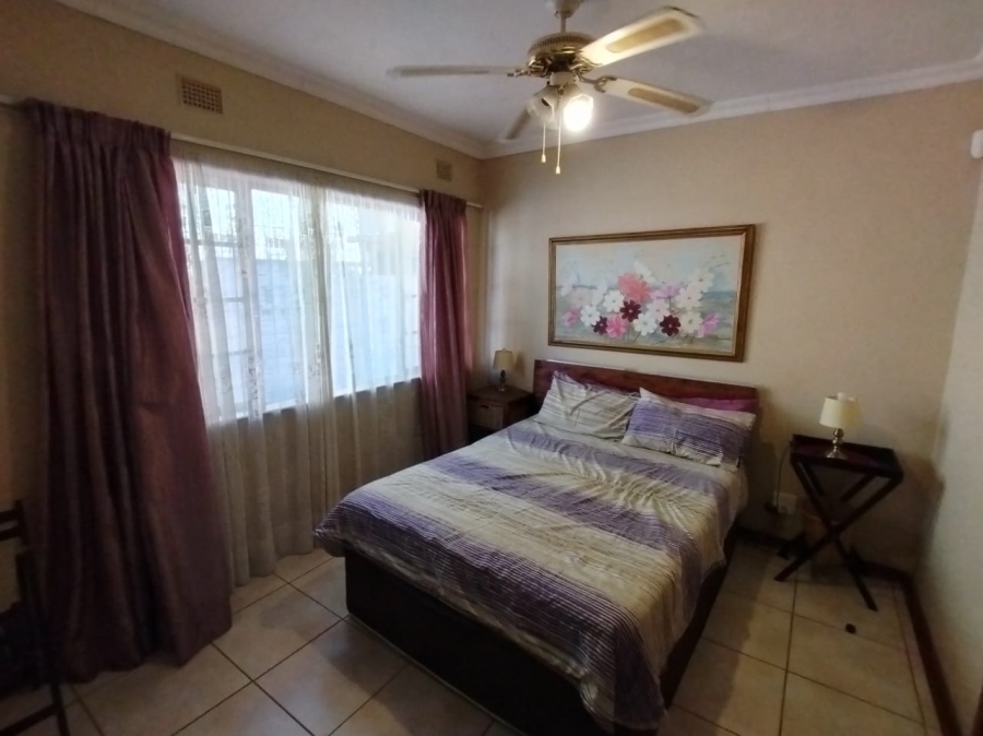 3 Bedroom Property for Sale in Uvongo Beach KwaZulu-Natal