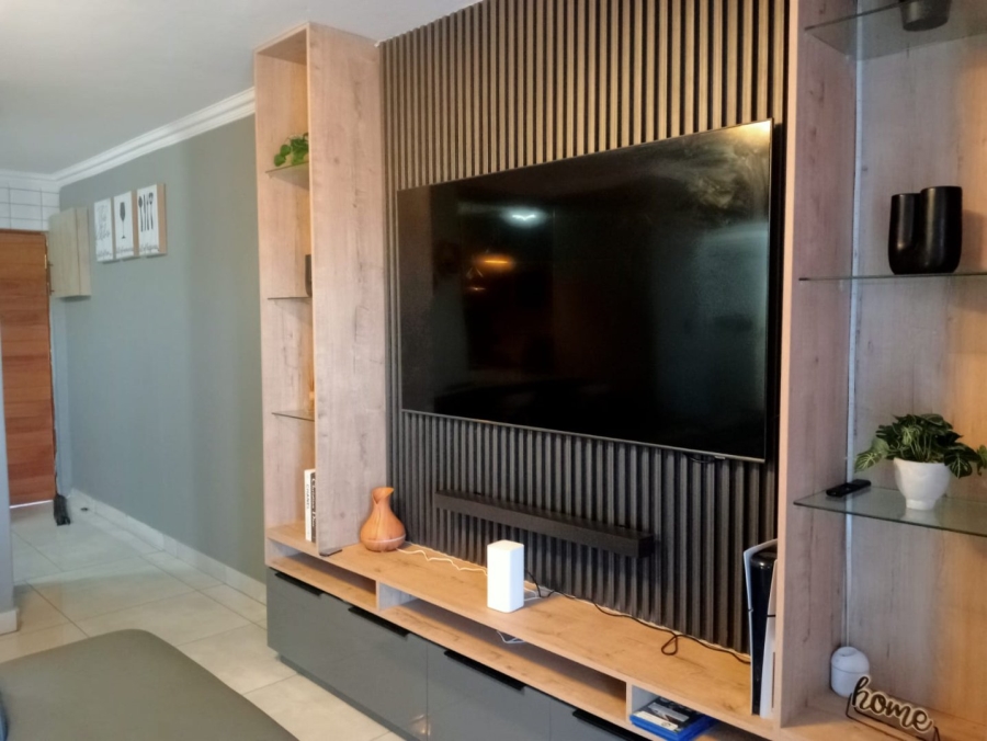 2 Bedroom Property for Sale in Sherwood KwaZulu-Natal