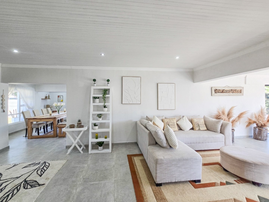 4 Bedroom Property for Sale in Shelly Beach KwaZulu-Natal