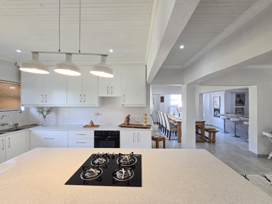 4 Bedroom Property for Sale in Shelly Beach KwaZulu-Natal