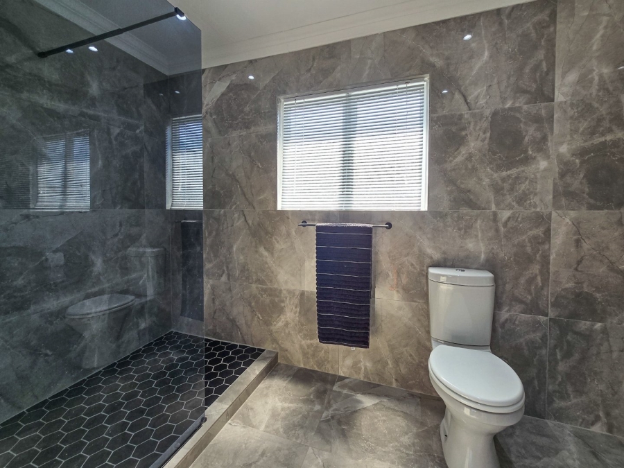 4 Bedroom Property for Sale in Shelly Beach KwaZulu-Natal