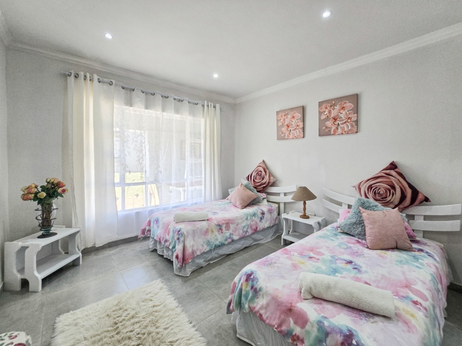 4 Bedroom Property for Sale in Shelly Beach KwaZulu-Natal