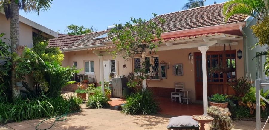 5 Bedroom Property for Sale in Southport KwaZulu-Natal