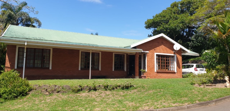 5 Bedroom Property for Sale in Southport KwaZulu-Natal