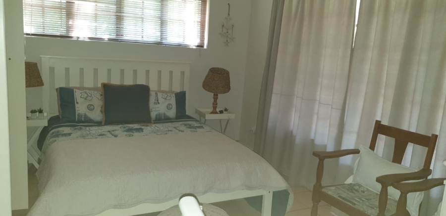 5 Bedroom Property for Sale in Southport KwaZulu-Natal