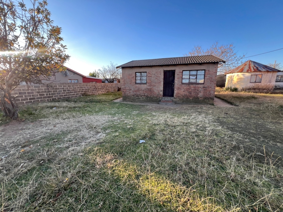  Bedroom Property for Sale in Madadeni A KwaZulu-Natal