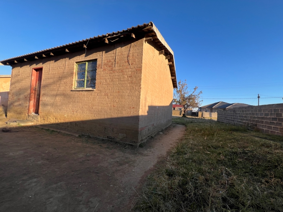  Bedroom Property for Sale in Madadeni A KwaZulu-Natal