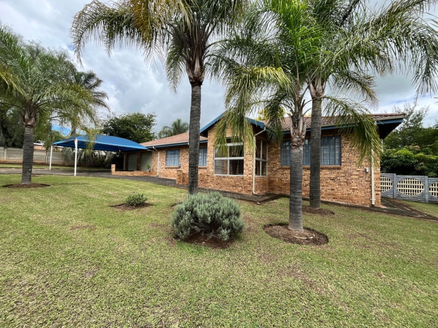 3 Bedroom Property for Sale in Aviary Hill KwaZulu-Natal