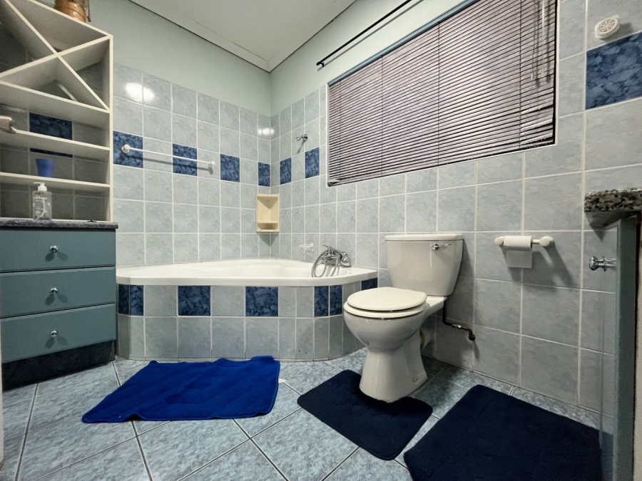 3 Bedroom Property for Sale in Aviary Hill KwaZulu-Natal