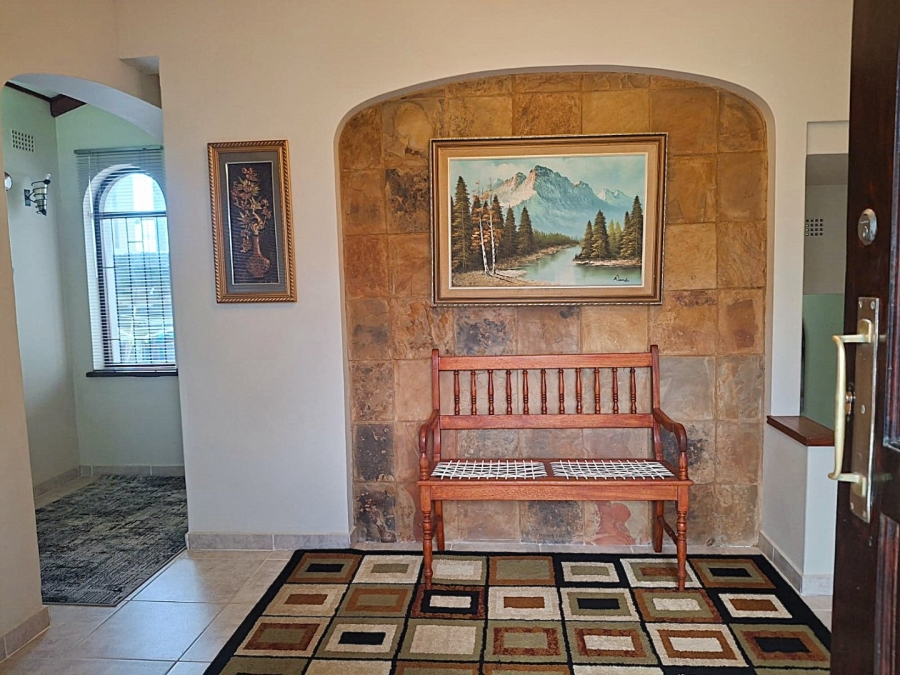 4 Bedroom Property for Sale in Uvongo KwaZulu-Natal