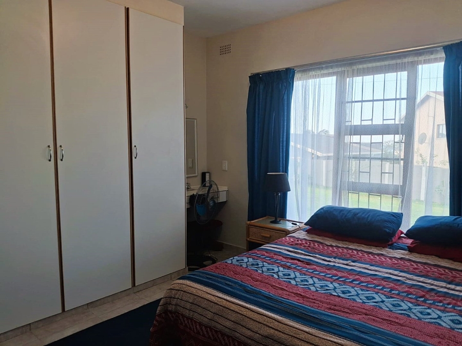 4 Bedroom Property for Sale in Uvongo KwaZulu-Natal