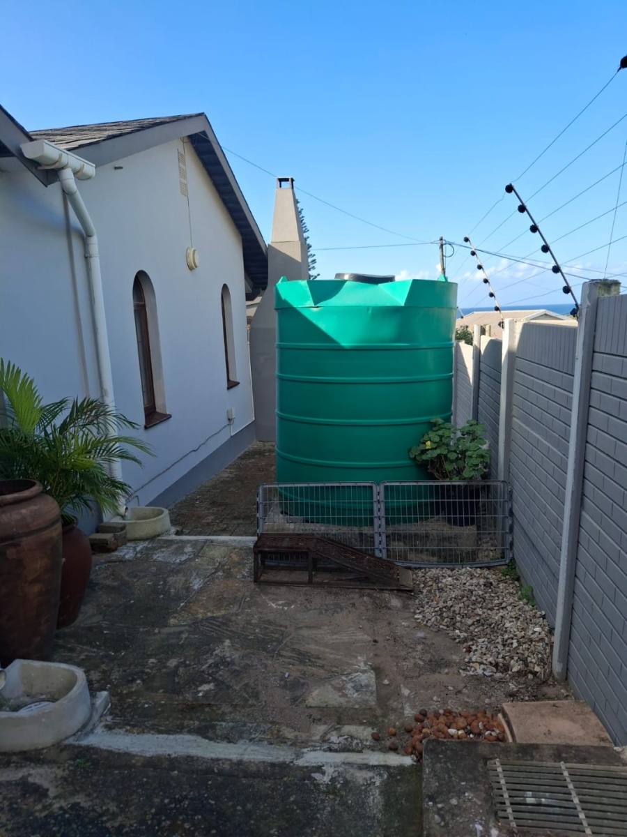 4 Bedroom Property for Sale in Uvongo KwaZulu-Natal