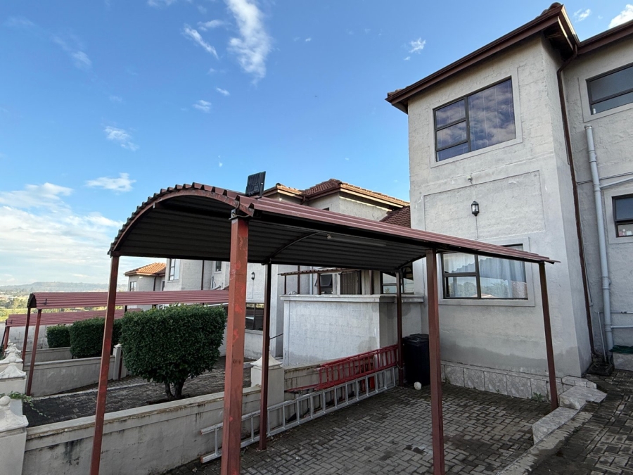  Bedroom Property for Sale in Amiel Park KwaZulu-Natal
