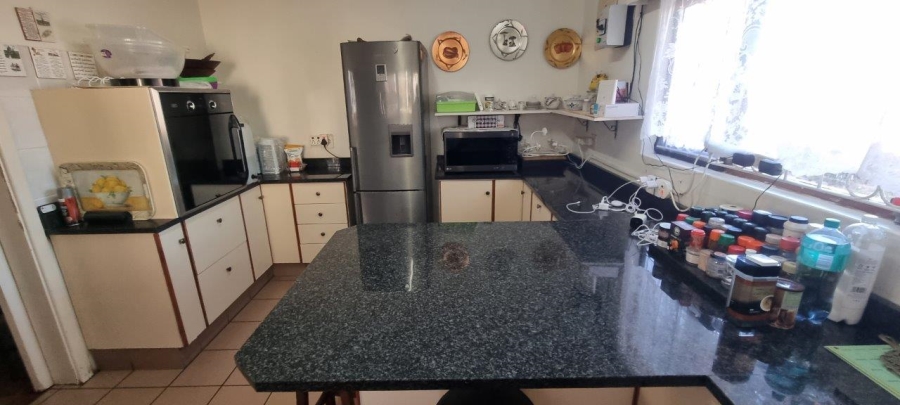 3 Bedroom Property for Sale in Hibberdene KwaZulu-Natal
