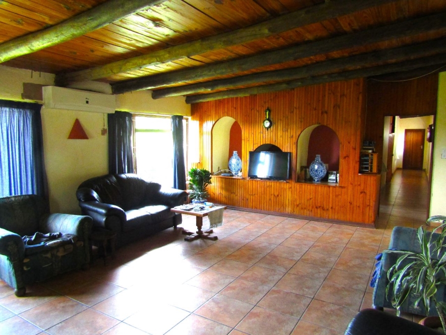 5 Bedroom Property for Sale in Marina Beach KwaZulu-Natal