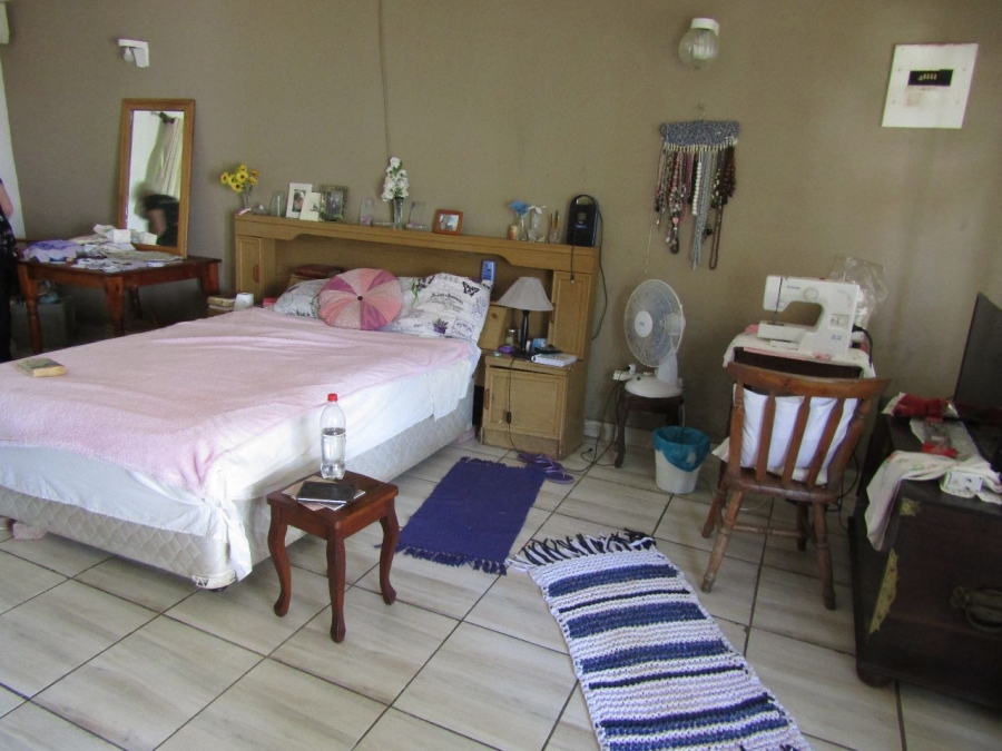5 Bedroom Property for Sale in Marina Beach KwaZulu-Natal
