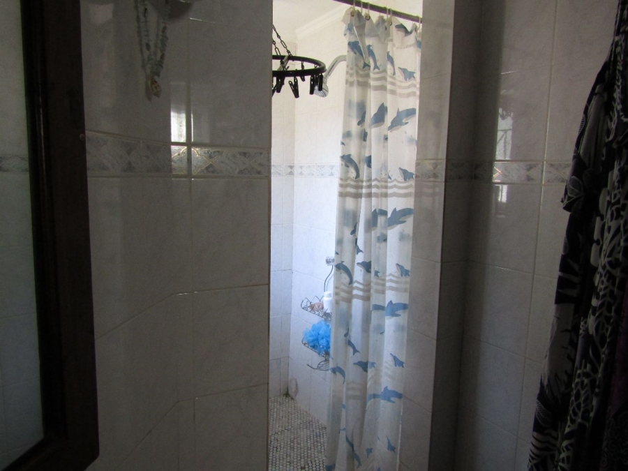 5 Bedroom Property for Sale in Marina Beach KwaZulu-Natal